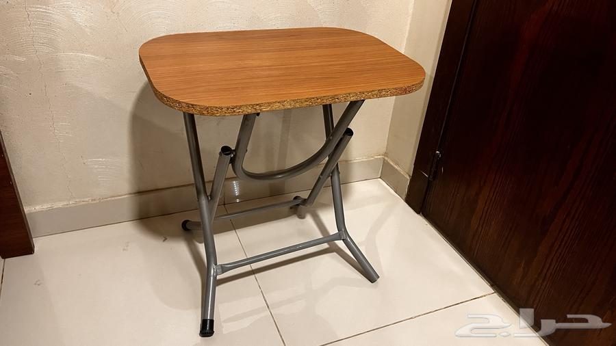 Medium-sized excellent table at a cheap price64445391508097110