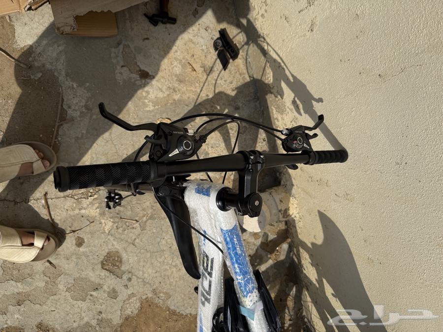 New romantic bike, doesn't complain about anything64444056898691112