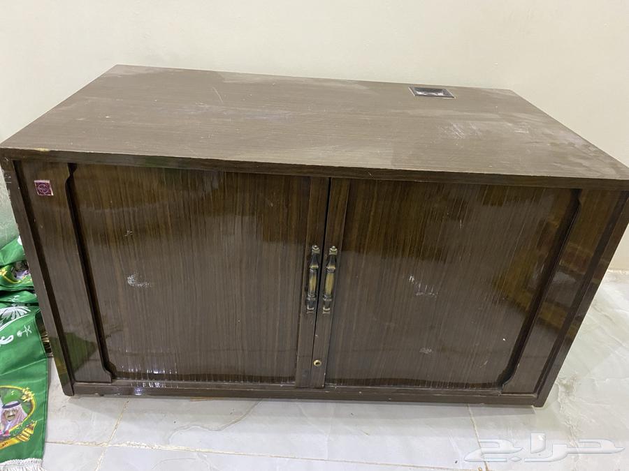 Vintage TVs and Video Equipment64442925121282111