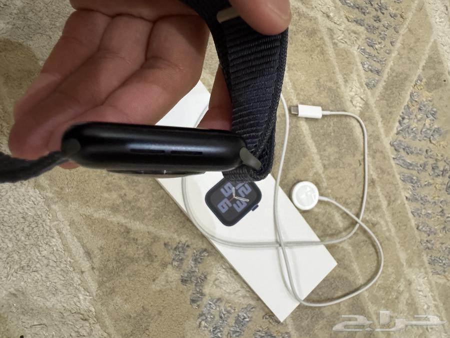 ساعة ابل جديده خاليه من الخدوش64446243564546113