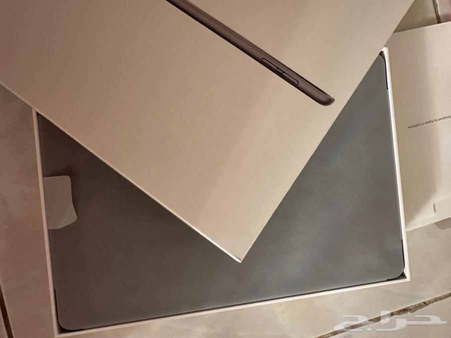 New 9th generation iPad, 64GB, new gray color64446662512770111