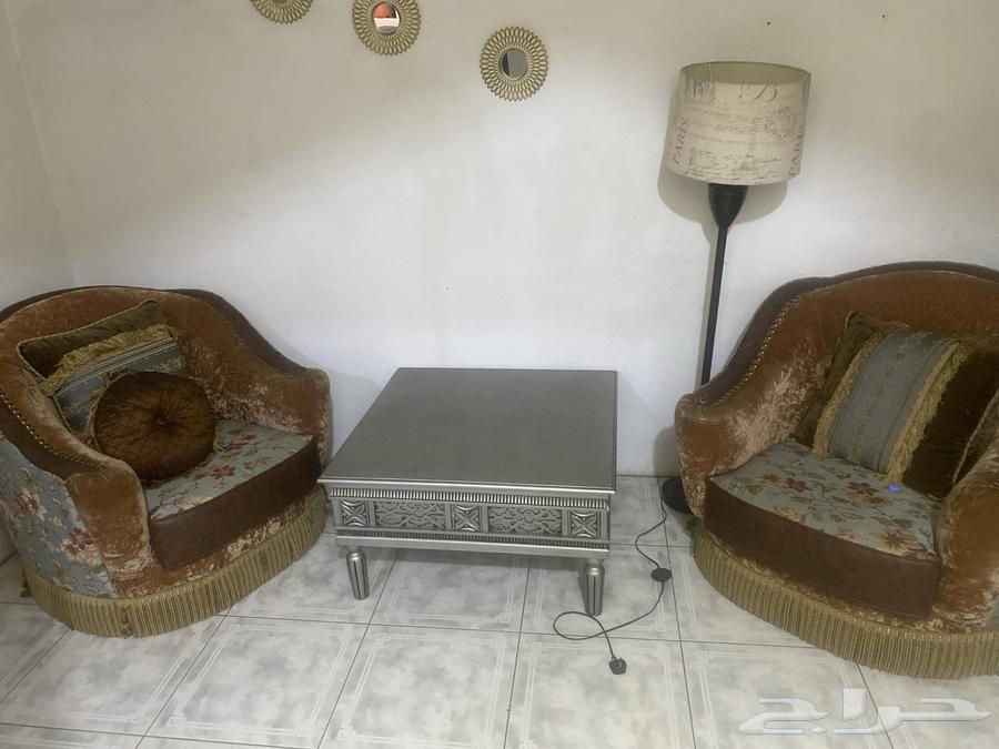 New set with four small and one large sofa for sale, table included, price 40064449220918274112