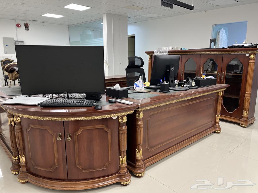 مكتب فاخر للبيع قابل للتفاوض64449047396097110