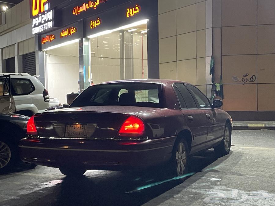 فورد فيكتوريا 200264611704089346111