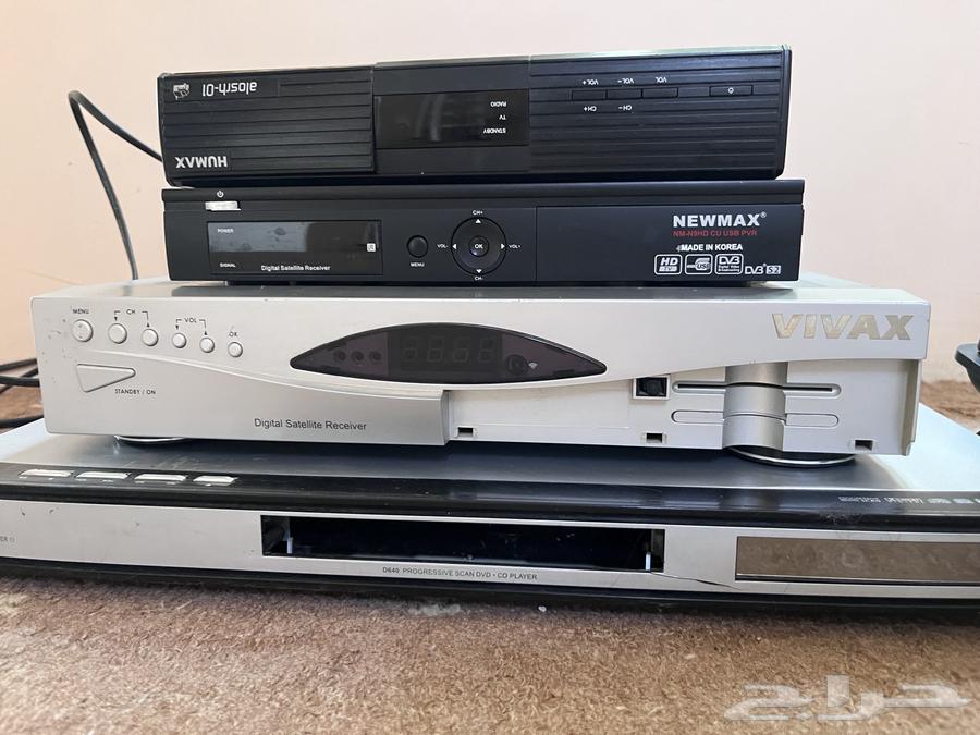 2 رسيفر قديم و 2 فيديو قديم وتلفون للبيت64446189386883111