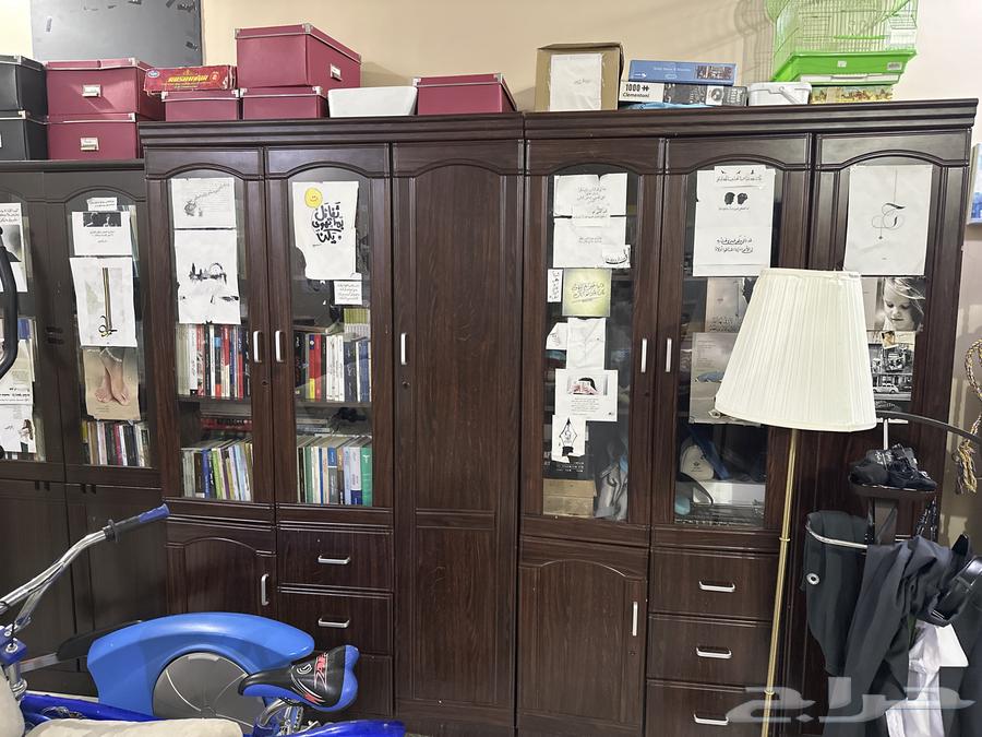 مكتبة للبيع64444984529793111