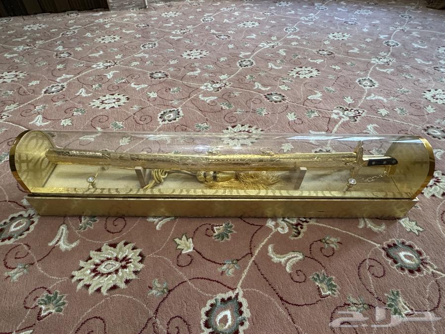 للبيع سيف هدية فاخر ونظيف64446677166209111