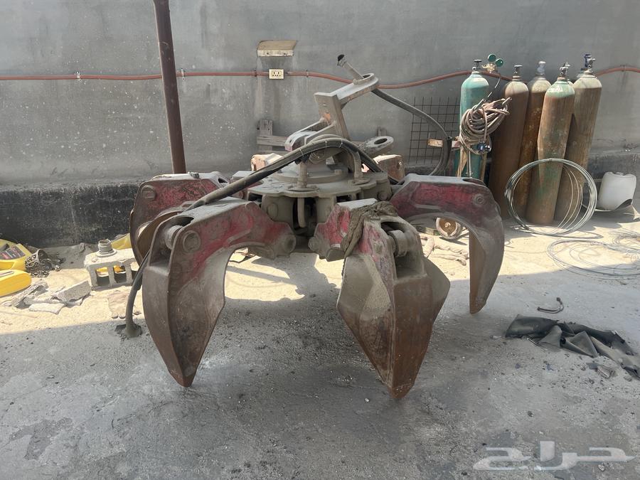 Italian Pliers with 6 Fingers, Very Clean and Easy to Use64608998296962112