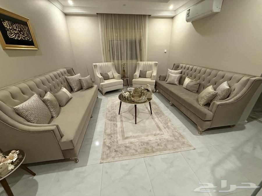 كنب صالون بحالة الجديد64448076786819110