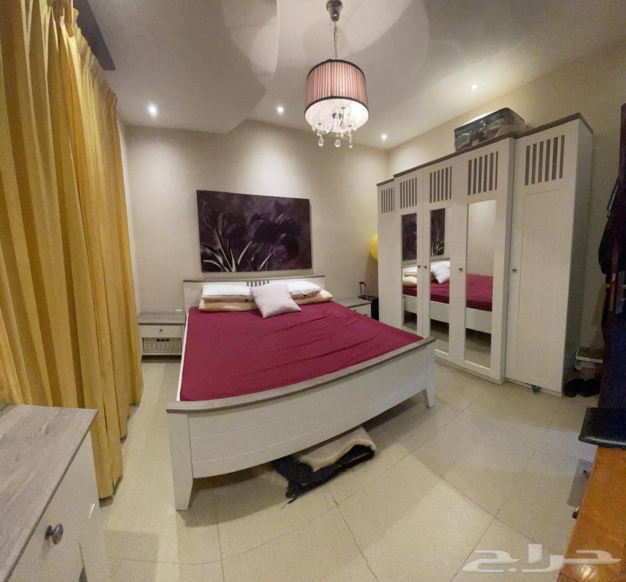 غرفة نوم شبه جديده64443990081026111
