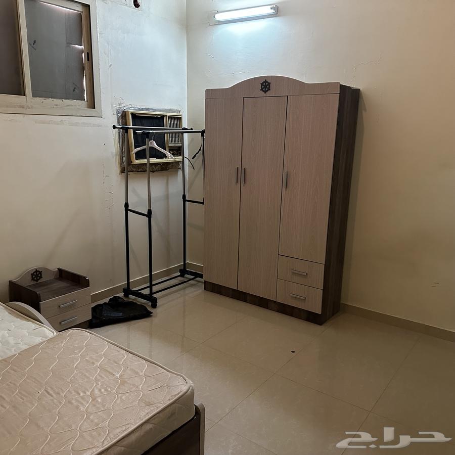 سريرين   دولاب   طاولة صغيرة (للبيع)64449287898626111