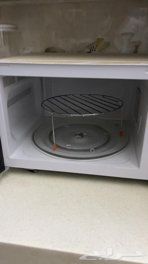 Used microwave for sale, working and in perfect condition64446510052609111