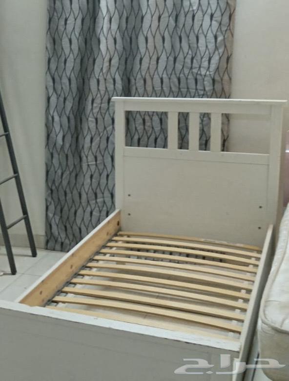 سرير خشبي من ايكيا السعر 400 المكان محافظة بدر - الرايس64444472254721110