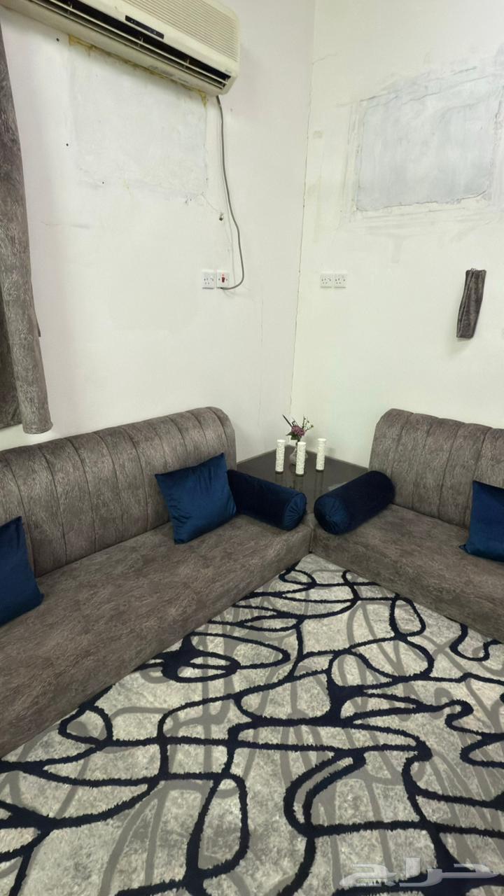 Floor seating64446883079811113