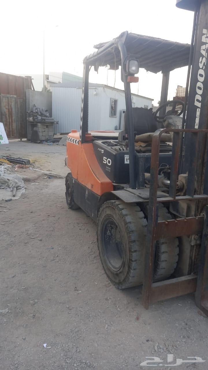 رافعه شوكيه خمسه طن للبيع دوسان 2012شرط بدي محركات64611467450371112