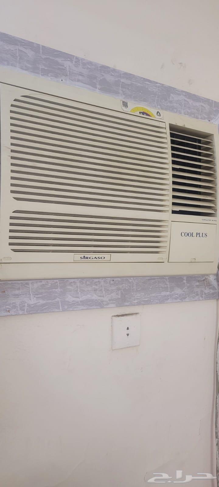 طاوله ومكيف64447269833731110