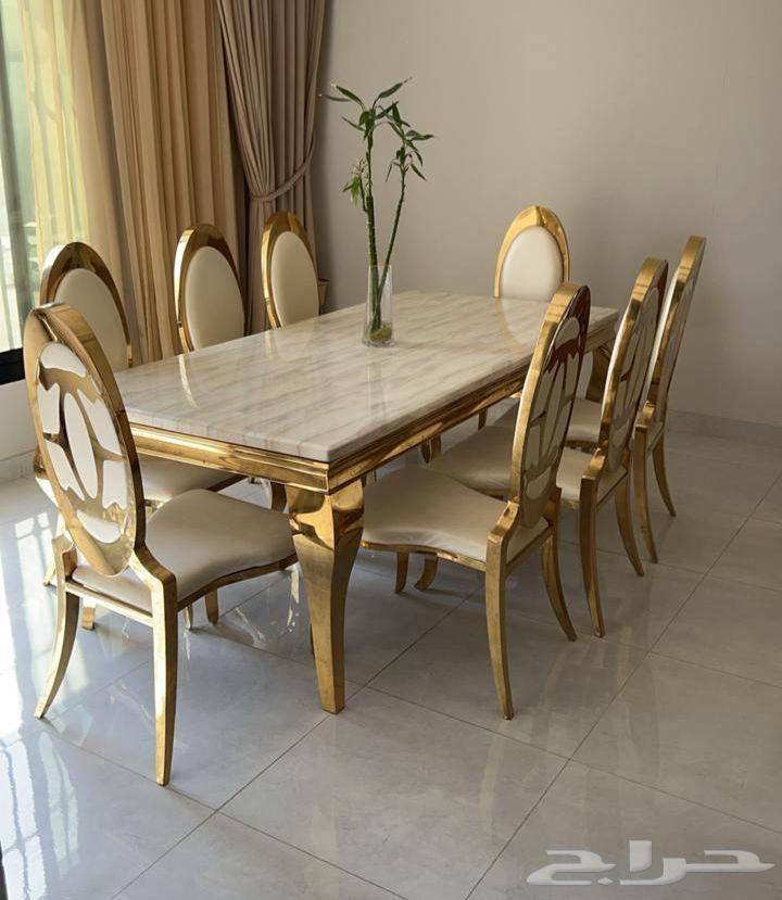 Marble dining table with 8 chairs64447402302211110