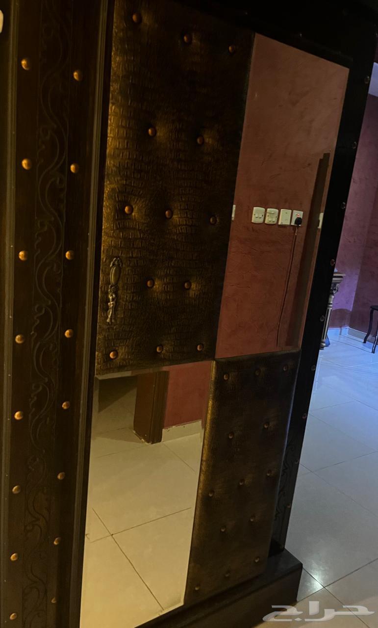 دولاب عبايات للبيع64443479955842110