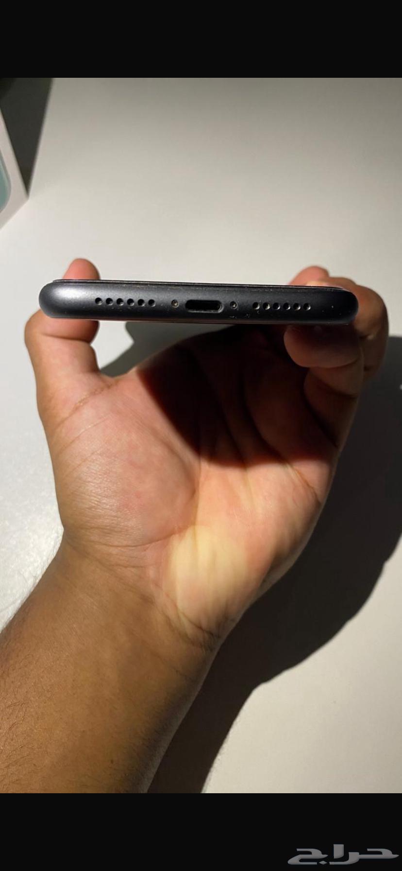 آيفون 11 اسود نضيف64449354880642114