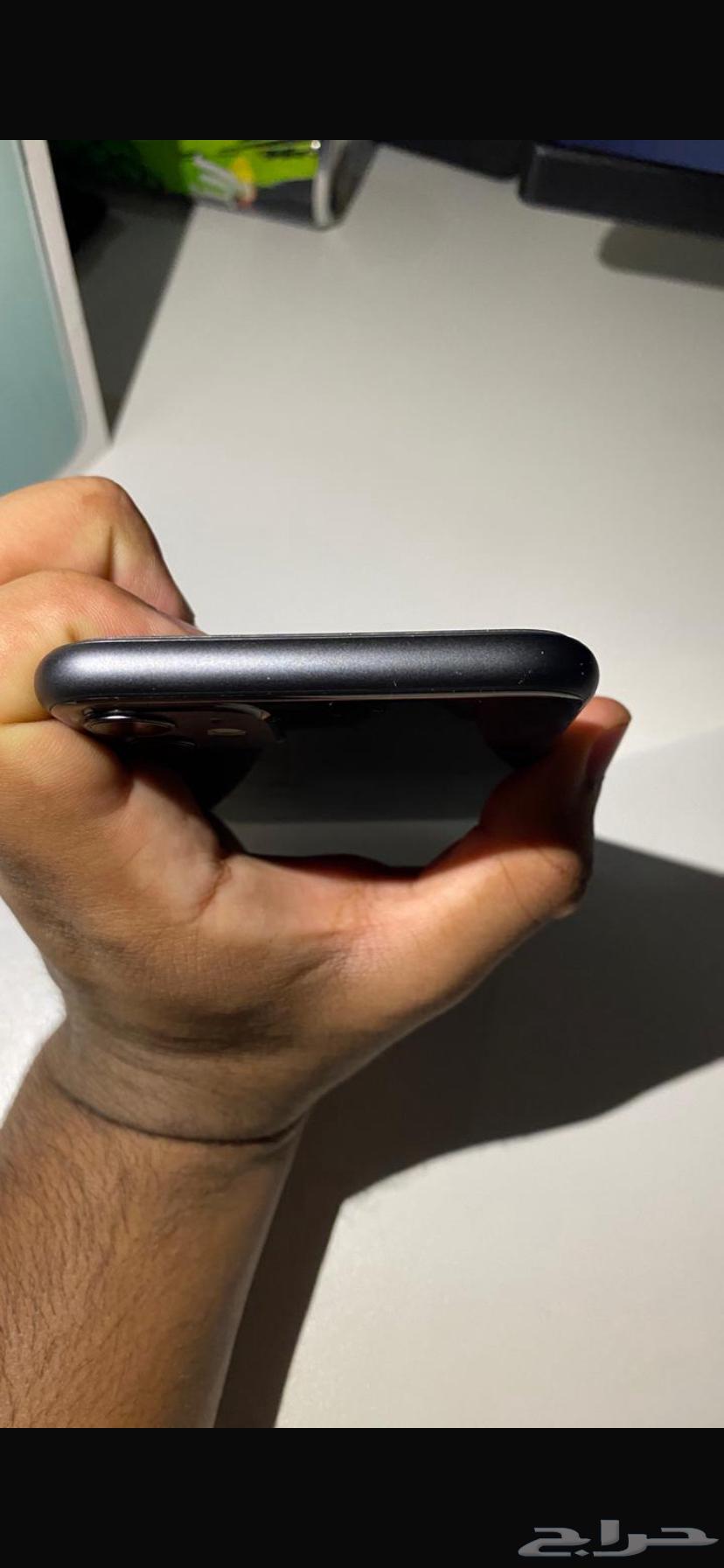 آيفون 11 اسود نضيف64449354880642113