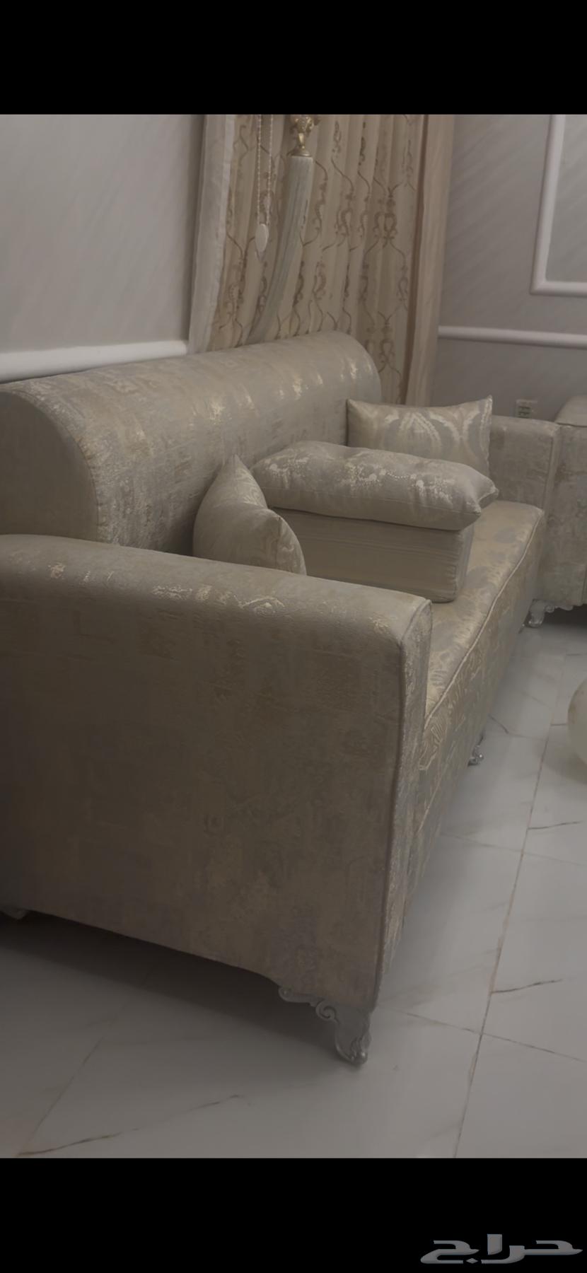 كنب للبيع64445038617090110