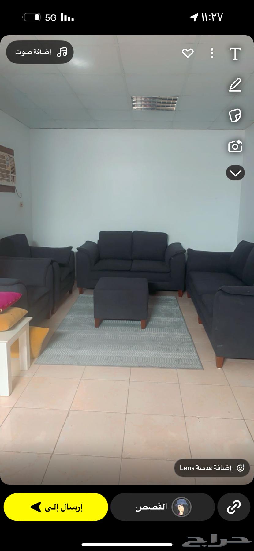 Sofa set consisting of 4 pieces and a table for sale for 500 SAR negotiable64444485777411110
