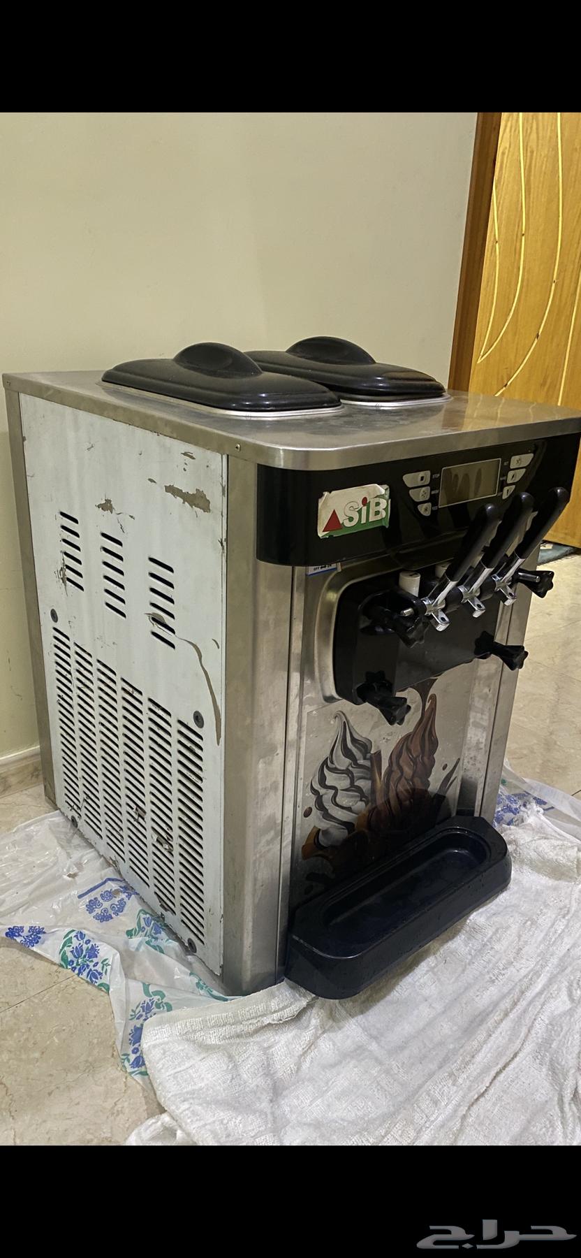 Clean ice cream machine64448940743425112