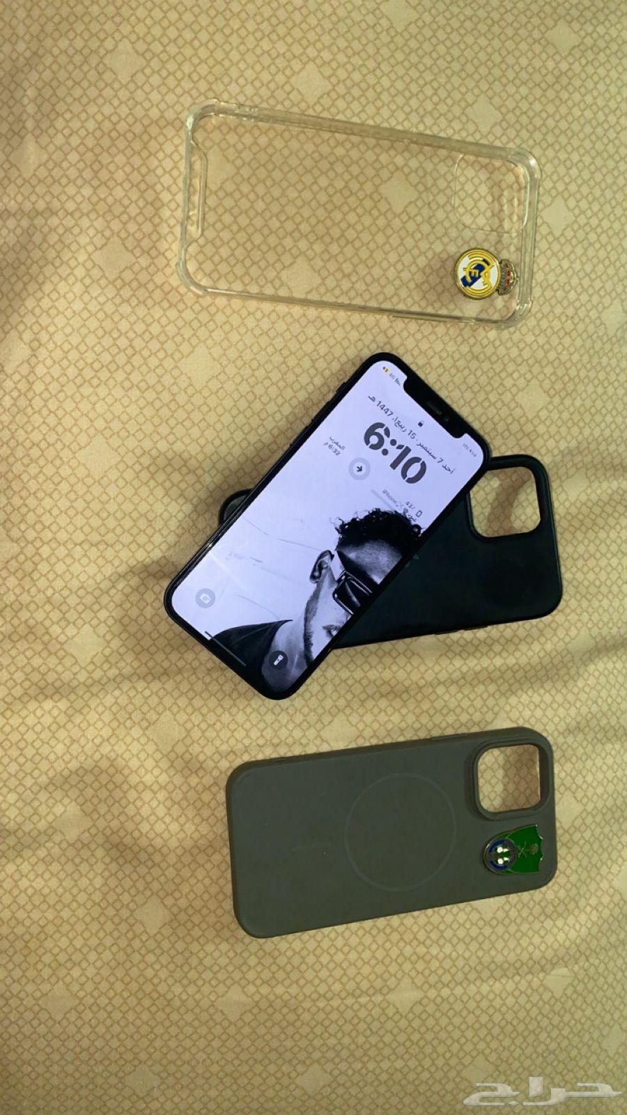 iPhone 12 regular in very clean condition64447176631938110