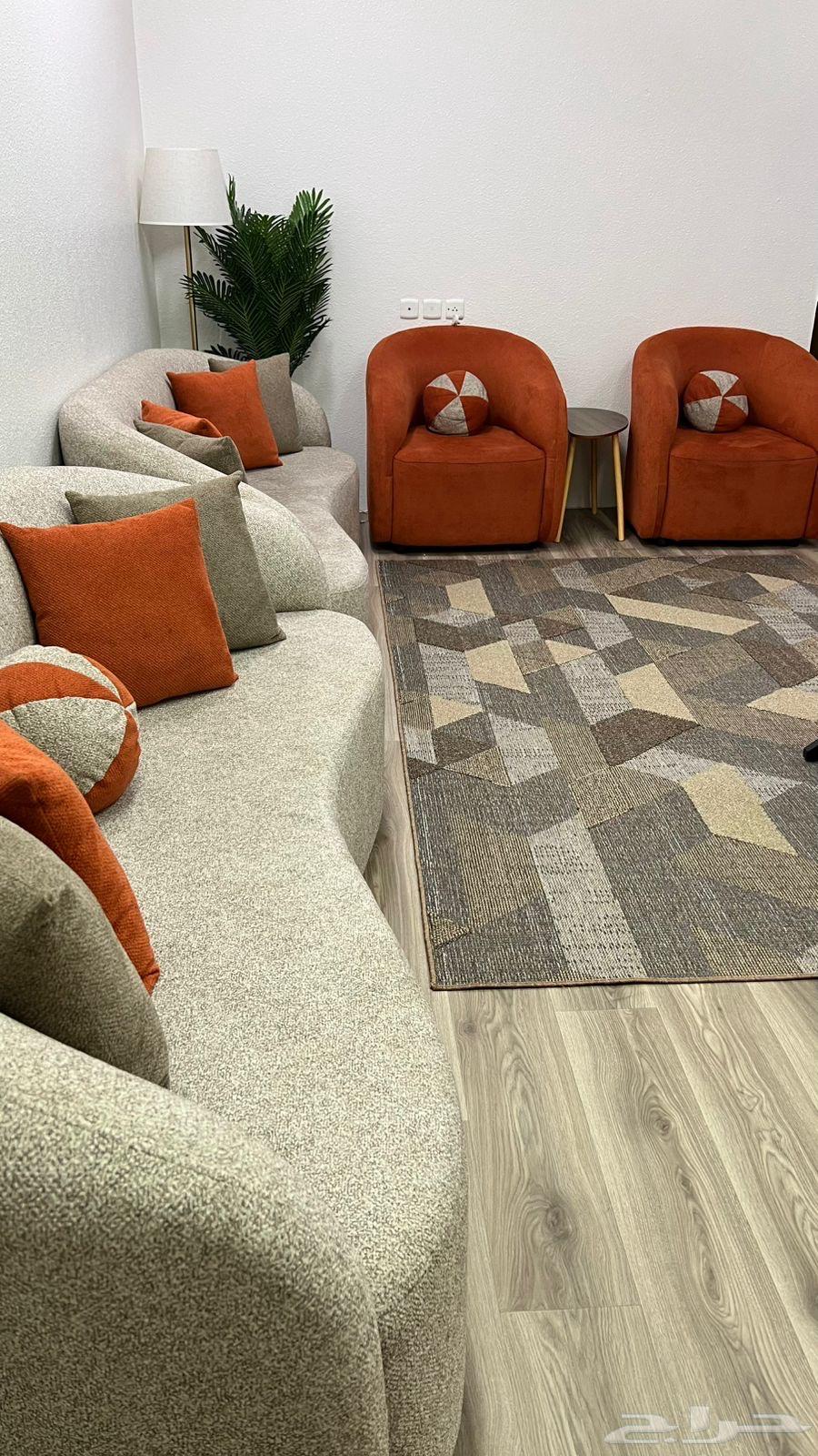 Sofa for sale, very very new custom-made, used for 3 months64449516091266113