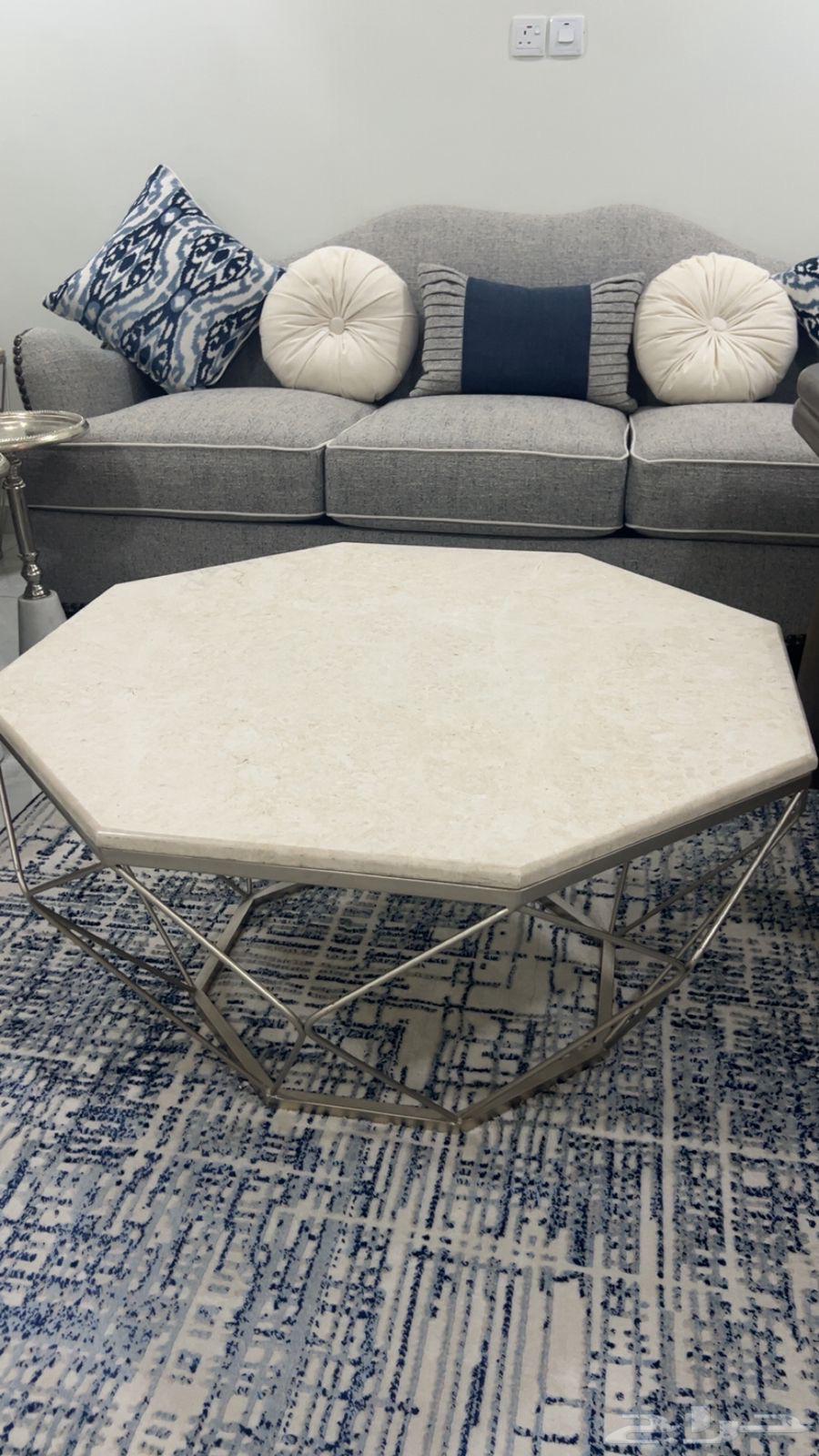 طاولة خدمه و وسط64445350524545110