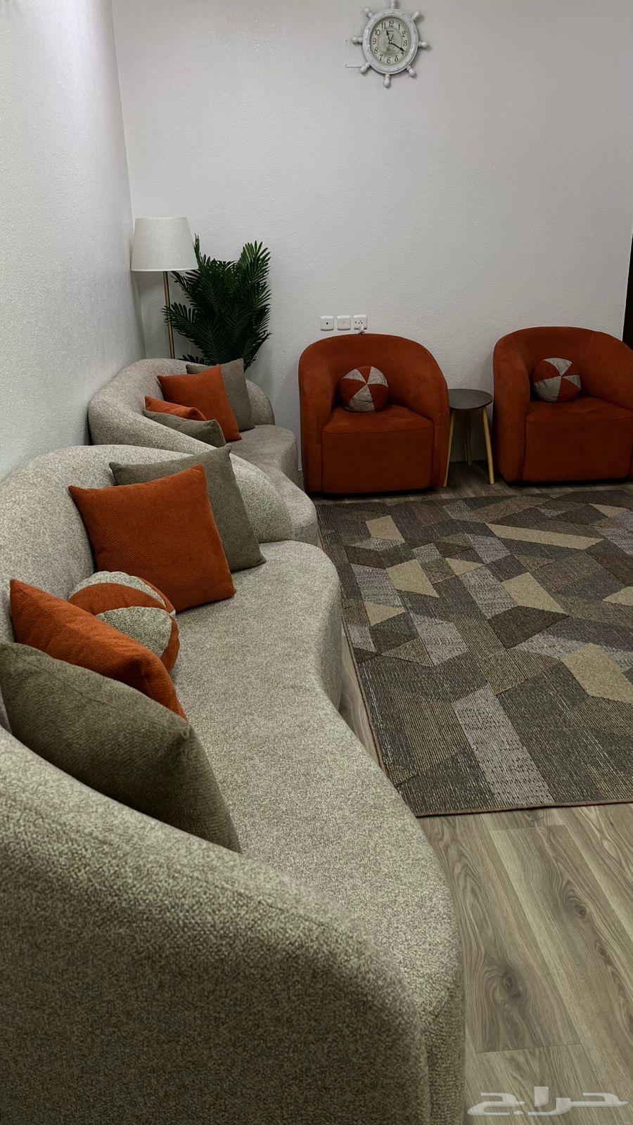 Sofa for sale, very very new custom-made, used for 3 months64449516091266111