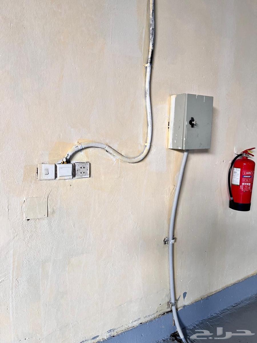 Ironwork welding workshop for rent64142381127042111
