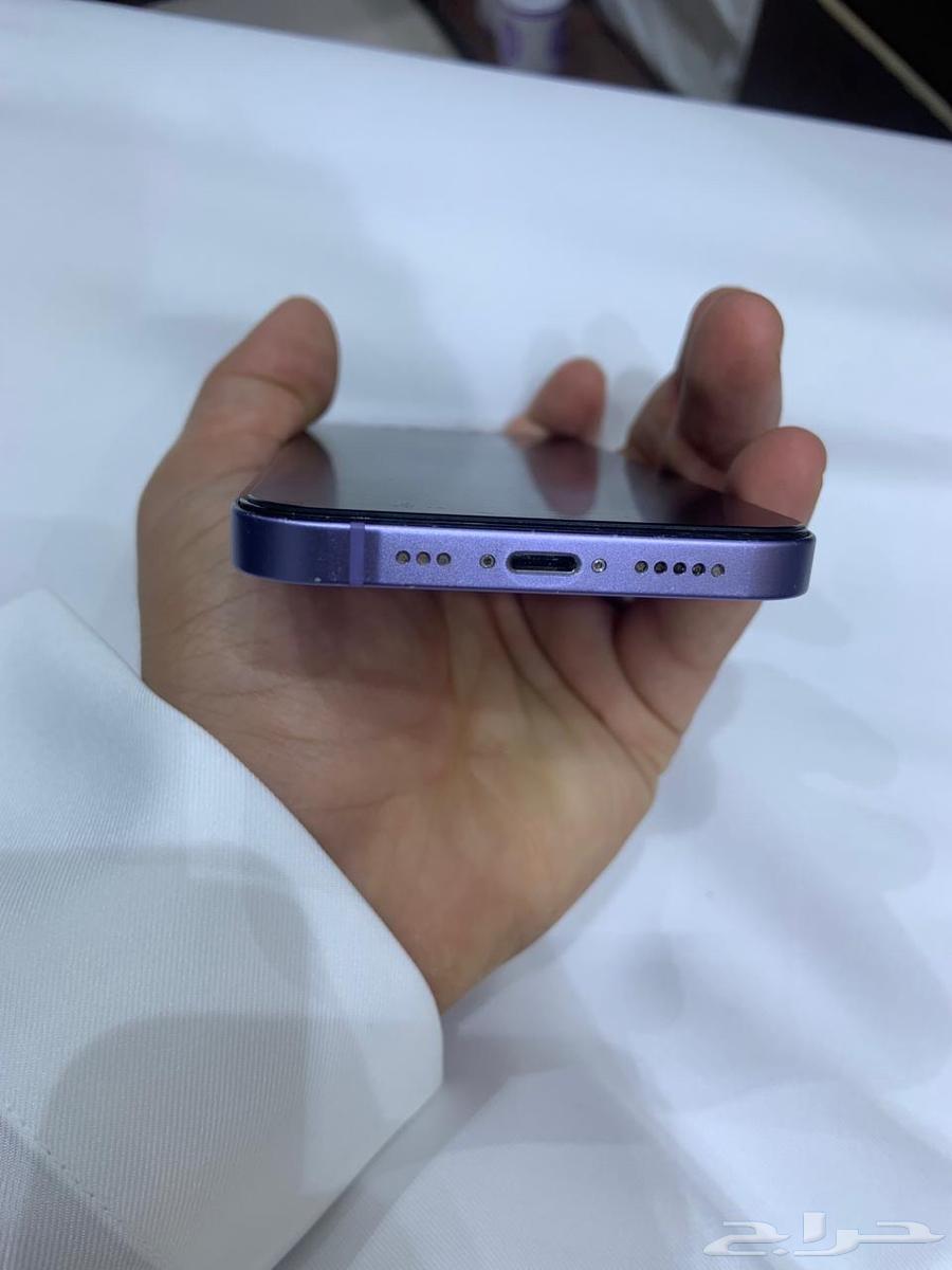 iPhone 12 Regular 12864447732183939112