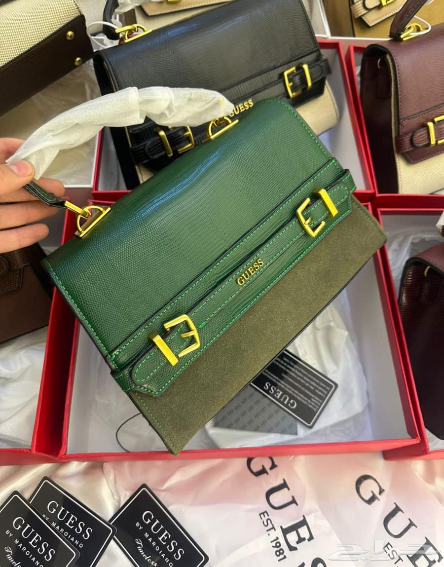 شنط guess بالملحقات 190 ريال64456365362178112