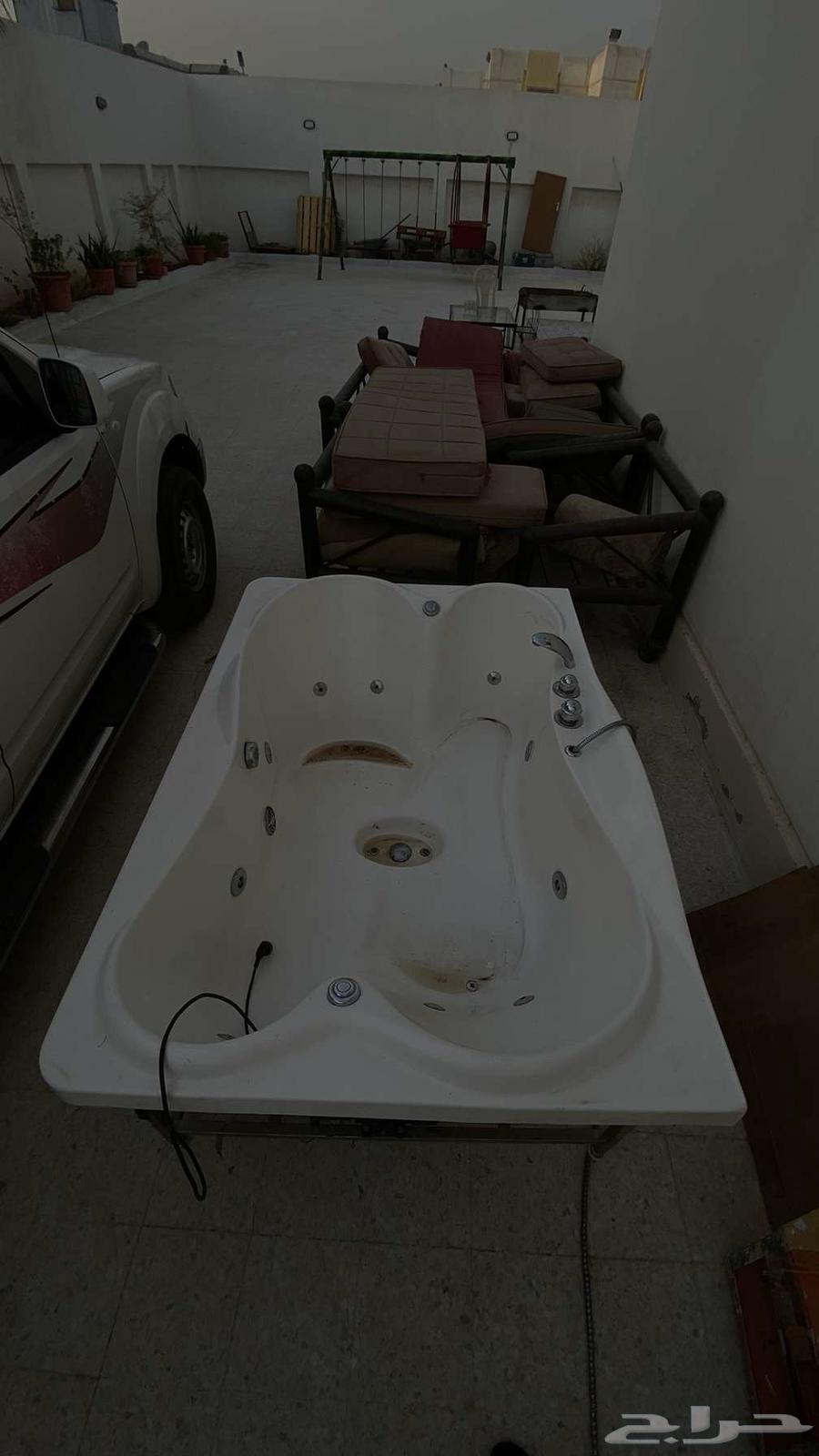 جاكوزي للبيع بجدة شاريه ب 700064457199360770111