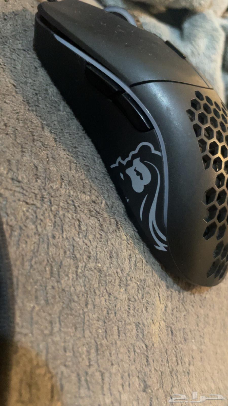 Glorious Model O gaming mouse for sale64457090886657114