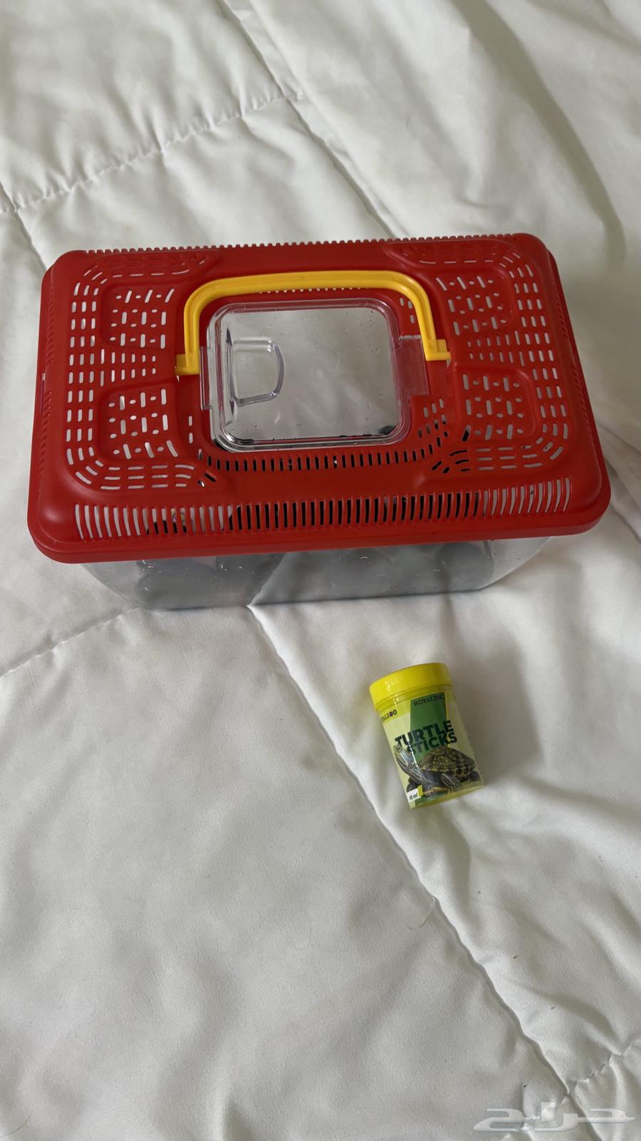 بيت حيوانات (حوض سلحفاه او سمك ) واكل64454619083266110