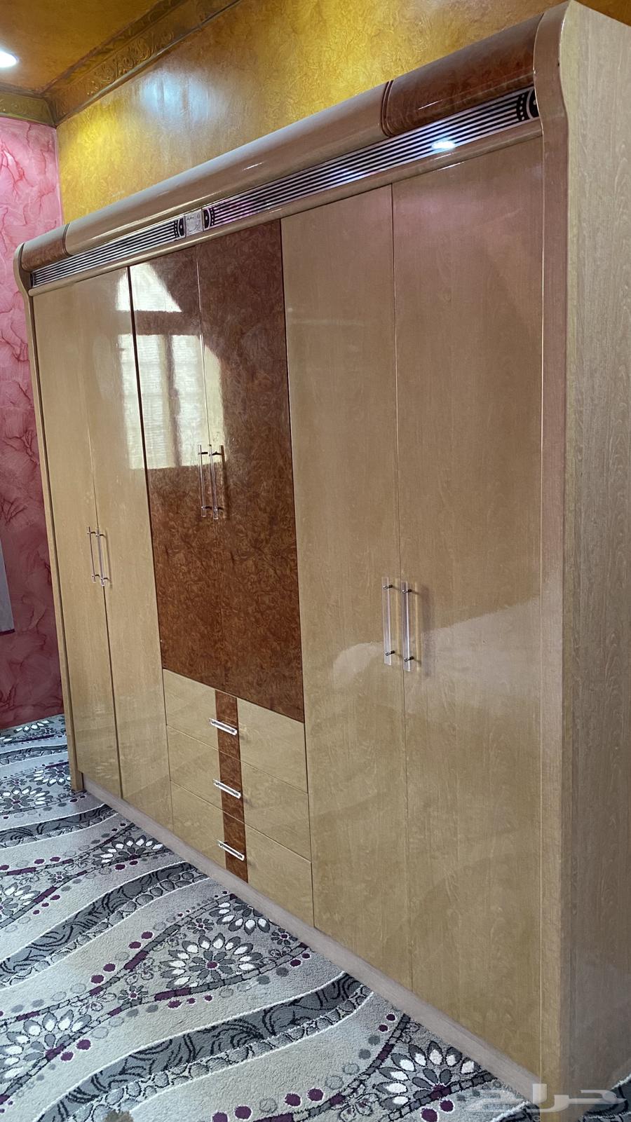 غرفه نوم مستخدمه شبه جديده خاليه من الكسور64454936555139113