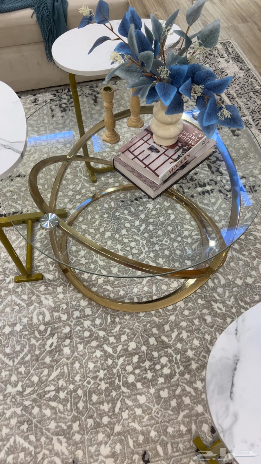 طاولة قهوه مع خدمه64450091549570112