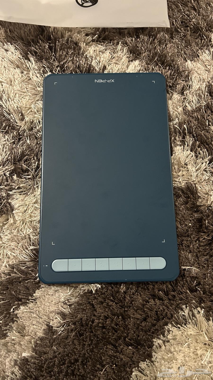 XP-Pen tablet with pen that allows you to write on files on the computer64450184939651112