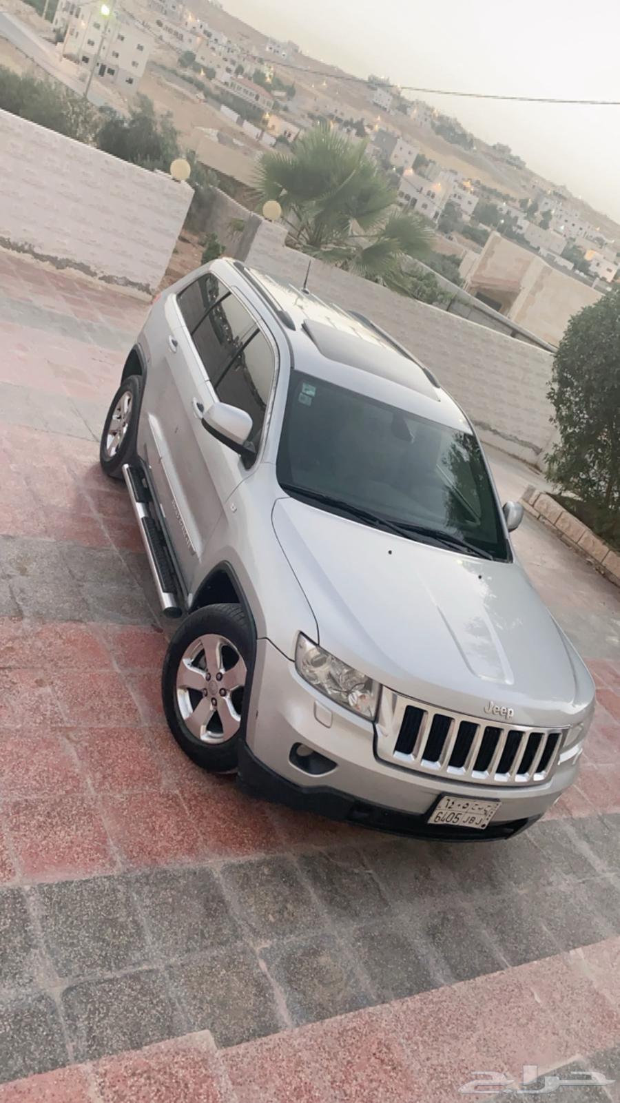 جيب شيروكي 2013 لاريدو (جايه فل اضافات )64613141360769114