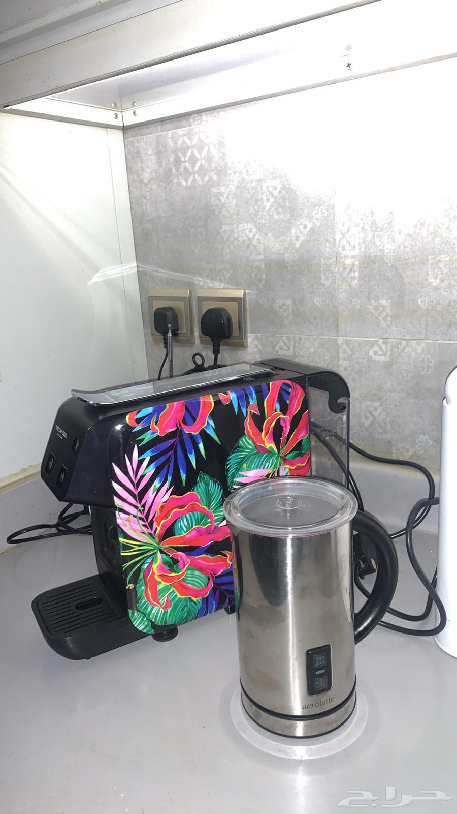 Nespresso Coffee Machine with Milk Frother64451565967746110