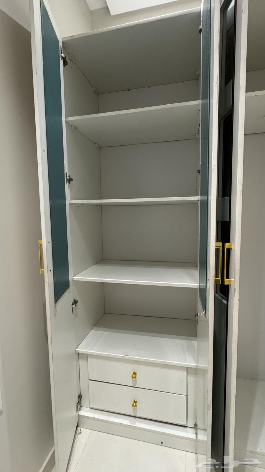 دولاب للبيع64452509237507111