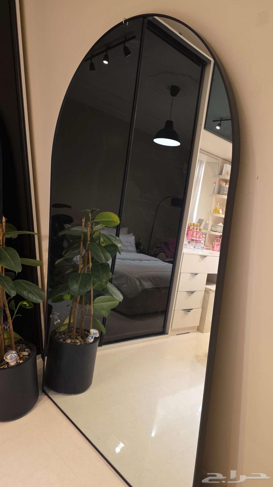 Mirrors64452671701889111