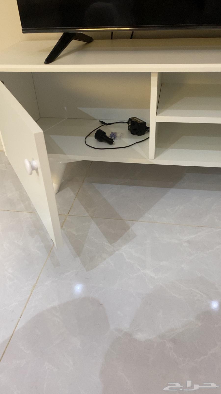 طاولة شاشة للبيع64453503387265111