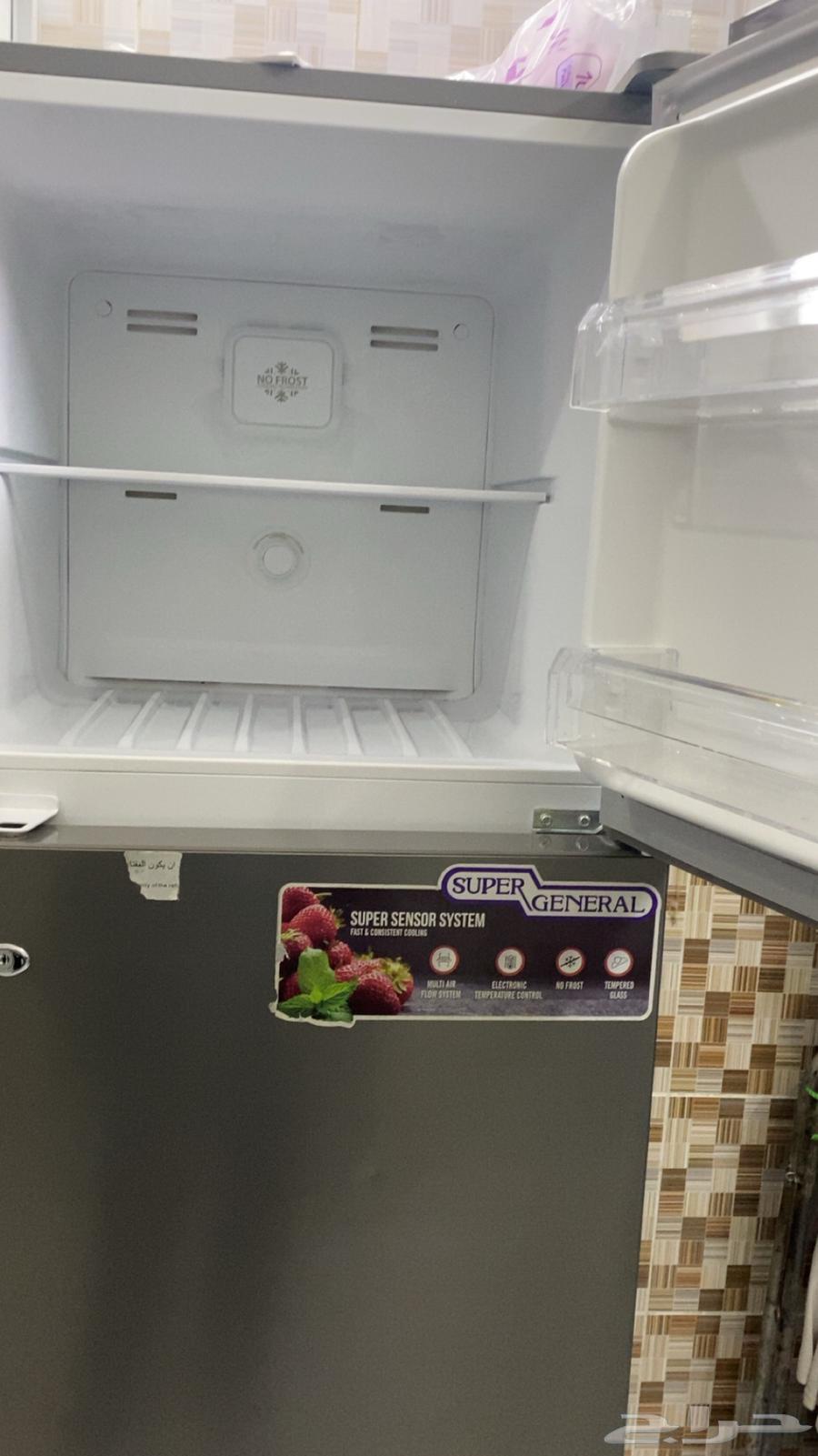 Refrigerator one year of use, reason for sale: moving to a new house64455879912705111