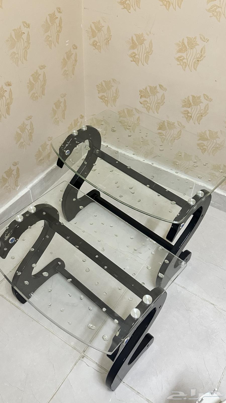 Two serving tables64452224991363110