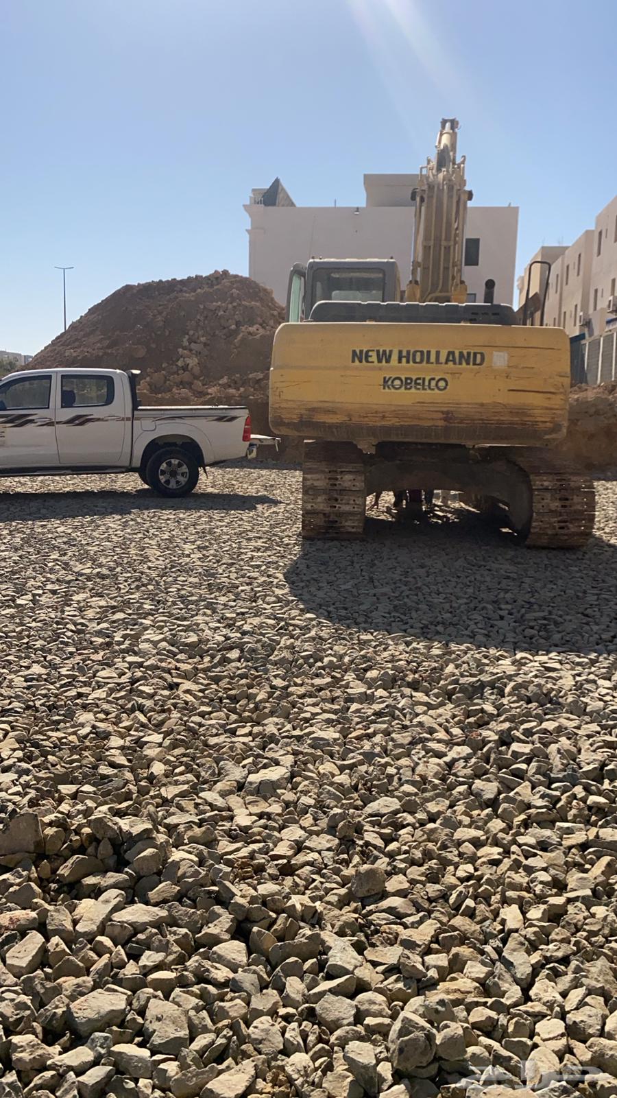 اعمال الإنشاء والحفر والترحيل وتأجير معدات وتوريد مواد64619667742083111