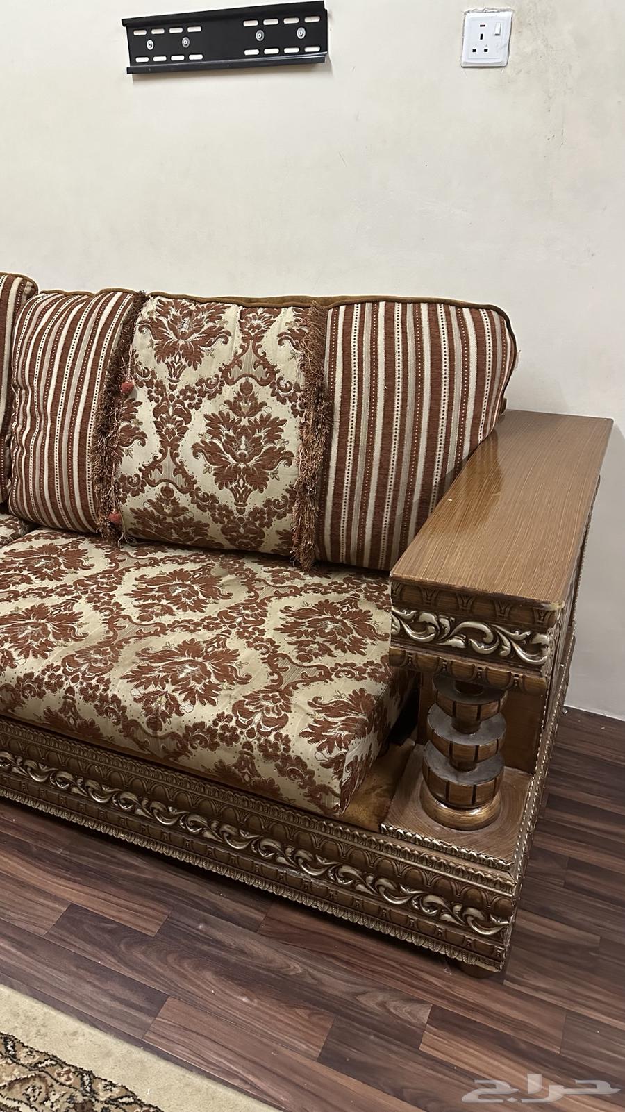 كنب مغربي اصلي ضد الحشرات والمويه فصلته ب 13 الف ابغى ابيعه64455236230915110