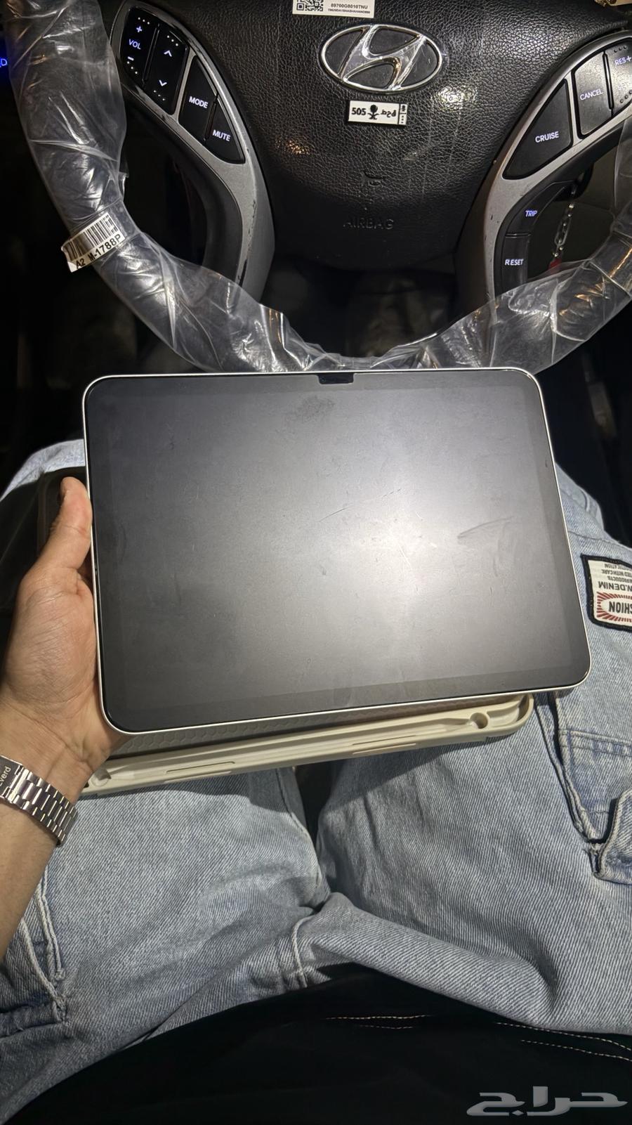 ايباد الجيل العاشر وسماعت ايربودز برو 464450691400578114